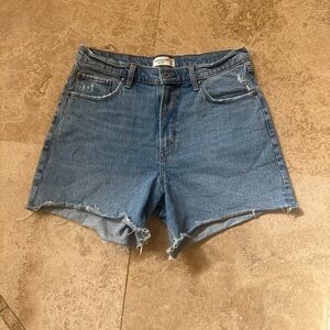 Abercrombie shorts size 12